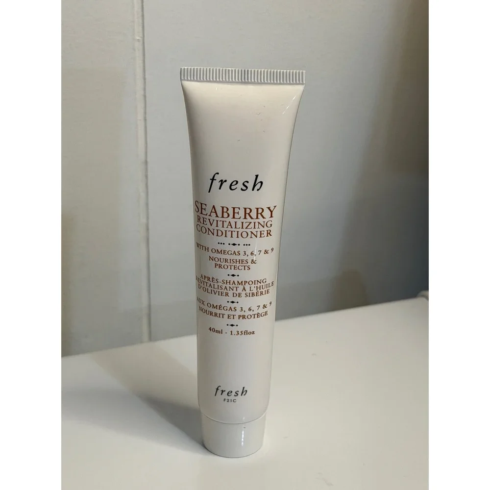 Fresh Seaberry Revitalizing Conditioner White Nourishing Omegas Travel SZ 1.35oz